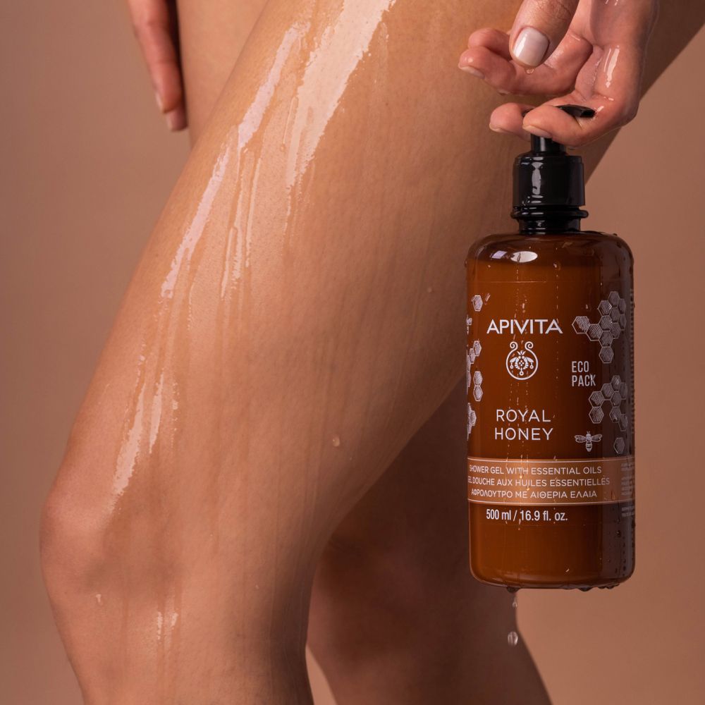 APIVITA ROYAL HONEY - GEL DOCCIA CREMOSO CON OLI ESSENZIALI & MIELE, 500ML